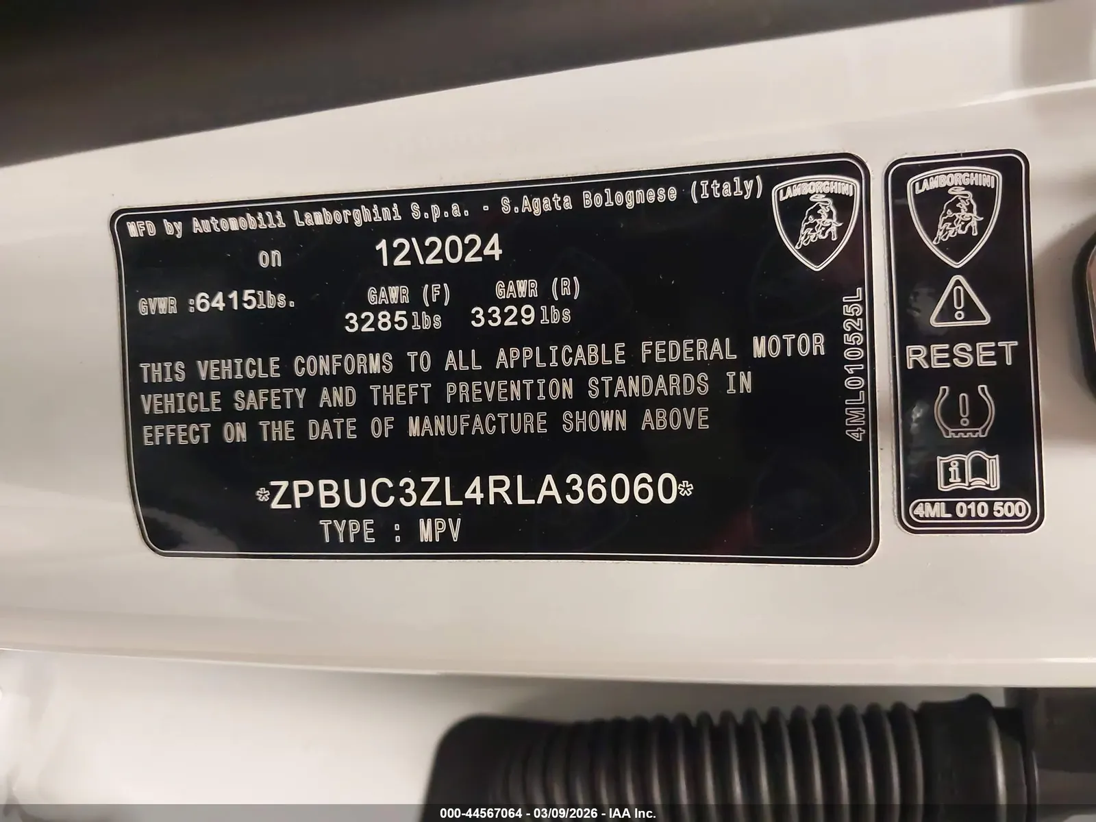 2024 Lamborghini Urus Performante