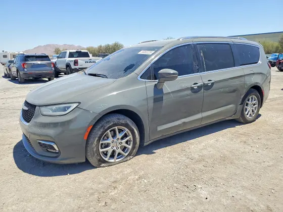 2021 Chrysler Pacifica Touring L