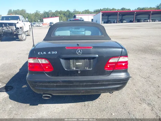 2000 Mercedes-Benz CLK-Class