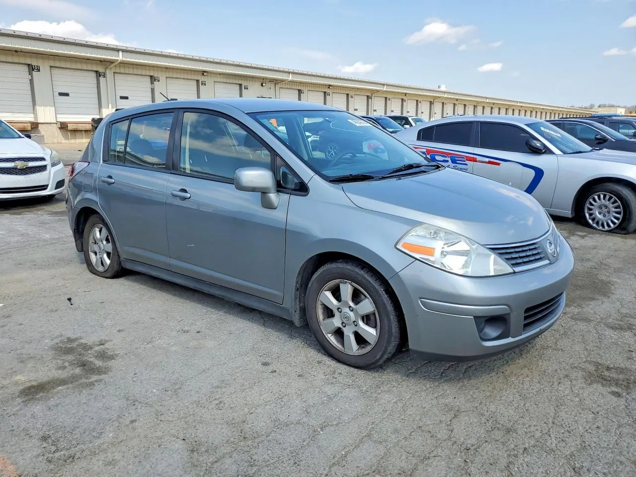 2008 Nissan Versa 1.8 SL