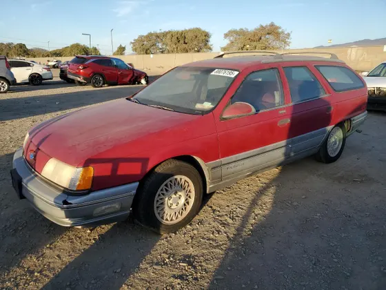 1990 Ford Taurus LX