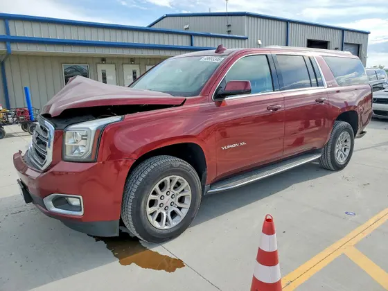 2017 GMC Yukon XL SLT