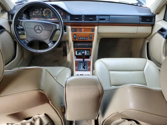 1992 Mercedes-Benz 300 Series 300E