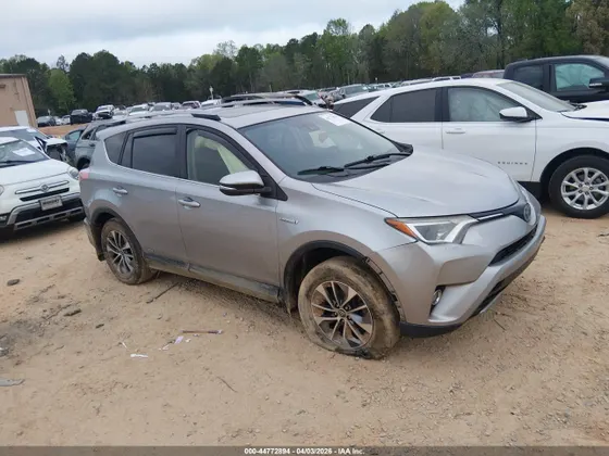 2017 Toyota RAV4 Hybrid LE Plus