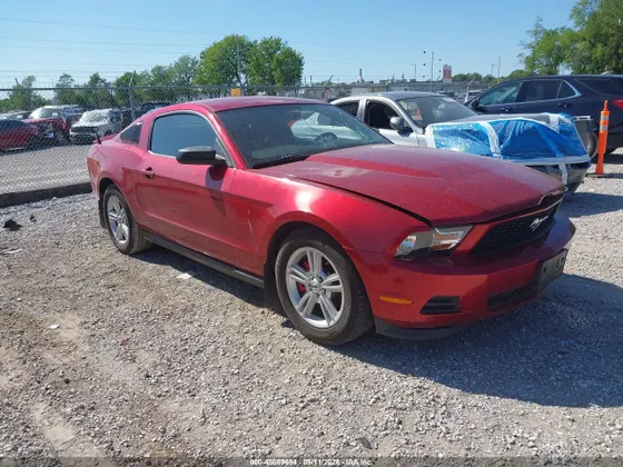 2012 Ford Mustang V6