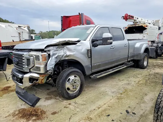 2022 Ford Super Duty F-350 DRW King Ranch
