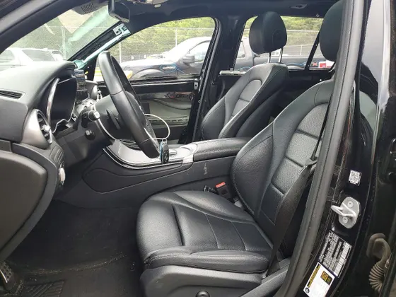 2021 Mercedes-Benz GLC GLC 300