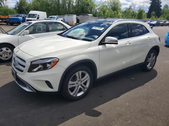 2016 Mercedes-Benz GLA GLA 250