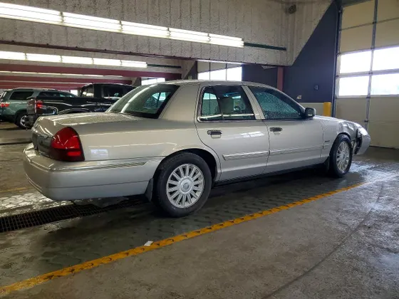 2010 Mercury Grand Marquis LS