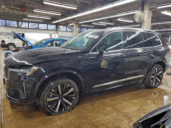 2025 Volvo XC90 Plug-In Hybrid Core