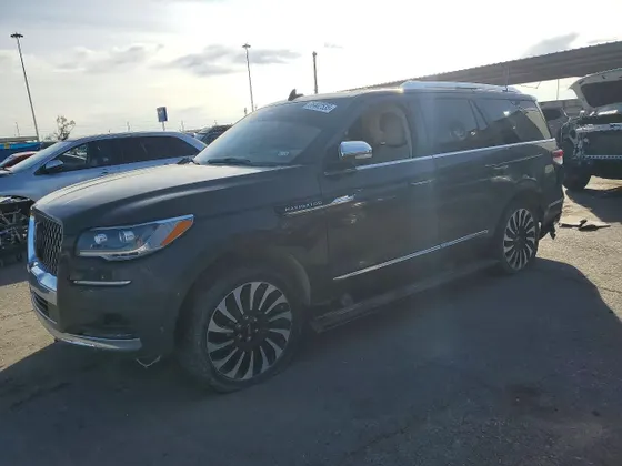 2023 Lincoln Navigator Black Label