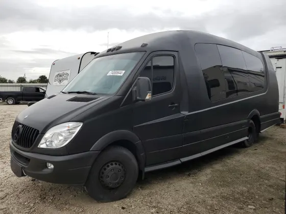 2012 Mercedes-Benz Sprinter Chassis-Cabs 3500