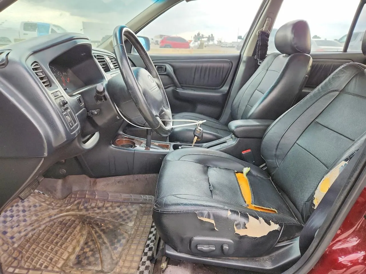2002 INFINITI G20 Luxury