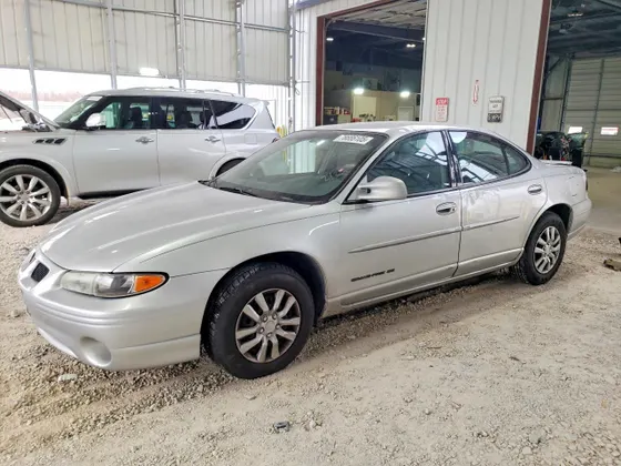 2002 Pontiac Grand Prix SE
