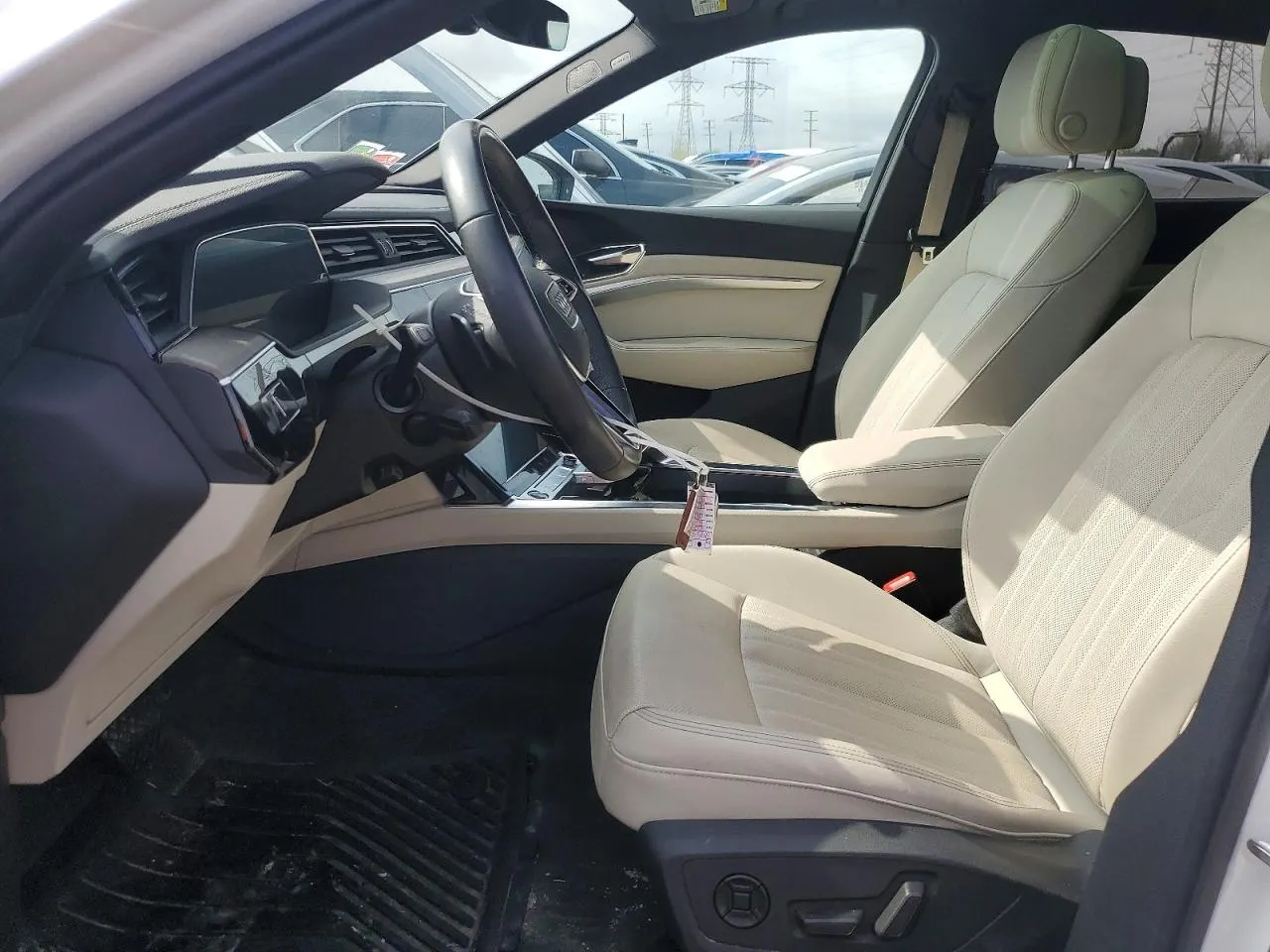 2024 Audi Q8 e-tron Sportback S line Premium Plus
