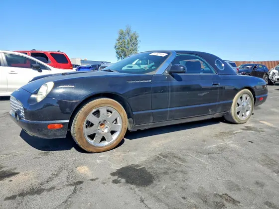 2002 Ford Thunderbird w/Hardtop Premium