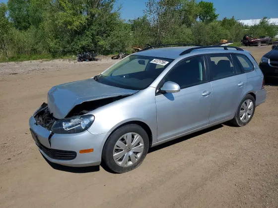 2014 Volkswagen Jetta SportWagen S