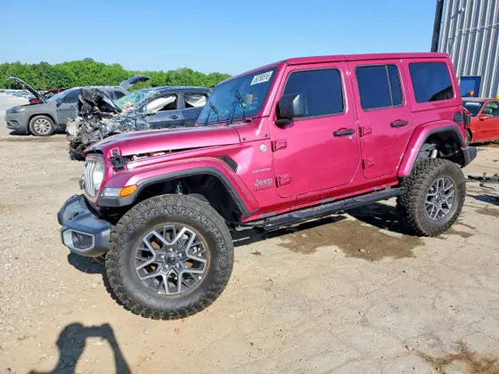 2024 Jeep Wrangler Sahara