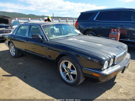 2002 Jaguar XJ XJ8