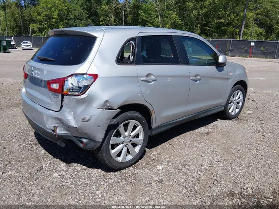 2013 Mitsubishi Outlander Sport ES