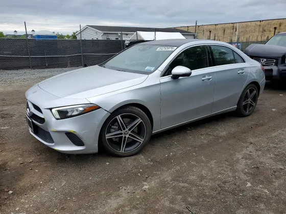 2020 Mercedes-Benz A-Class A 220