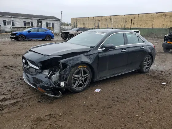 2022 Mercedes-Benz A-Class A 220