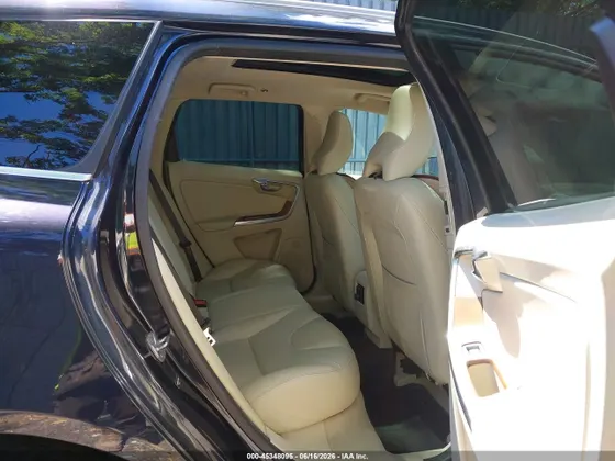 2016 Volvo XC60 T6