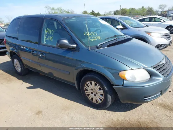 2007 Chrysler Town & Country SWB