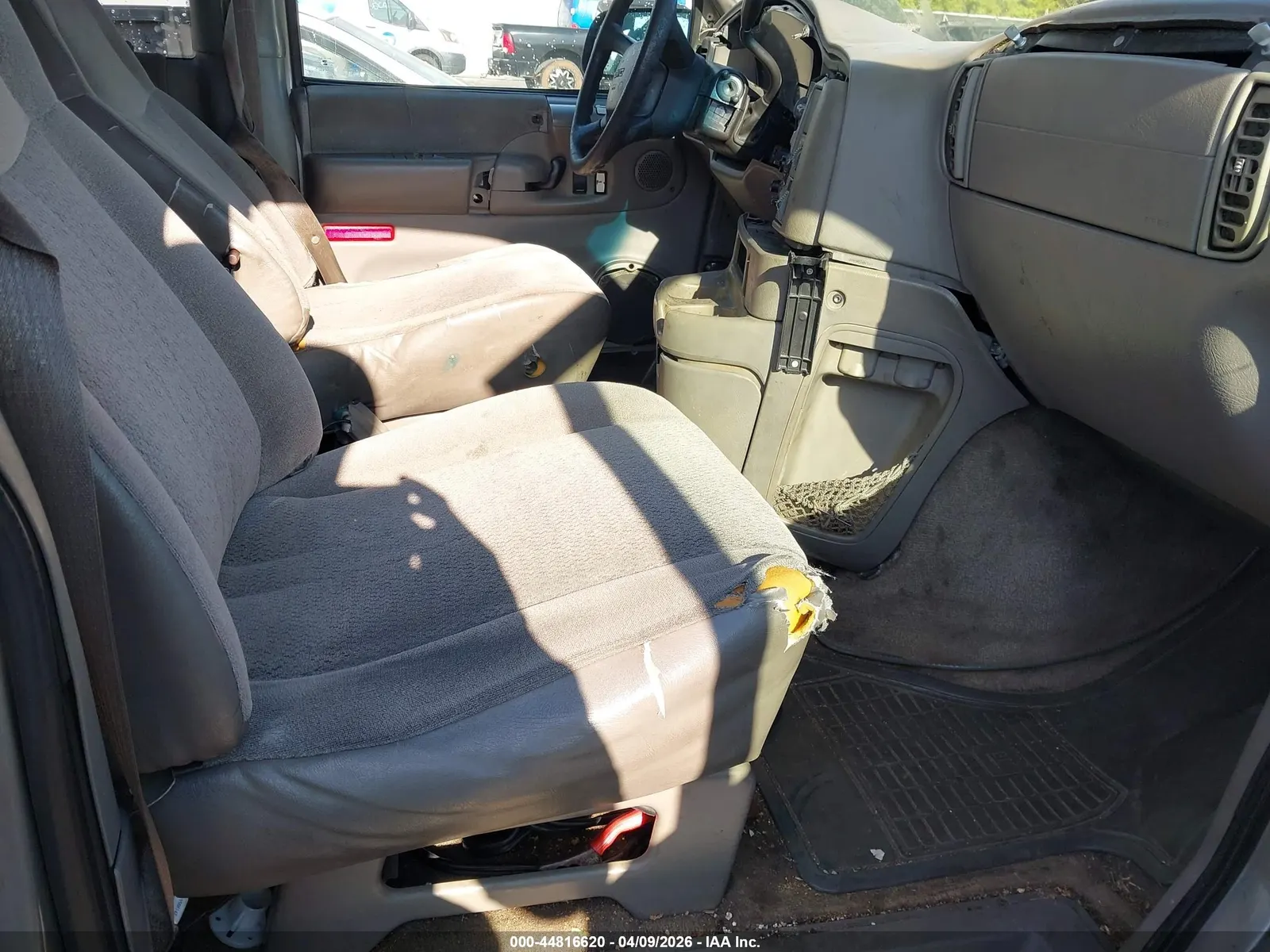 2005 GMC Safari Passenger
