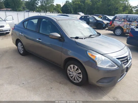 2017 Nissan Versa Sedan S Plus