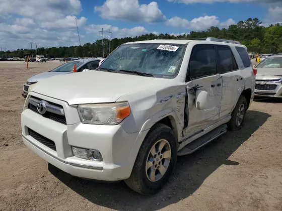 2011 Toyota 4Runner SR5