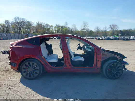 2024 Tesla Model Y Performance