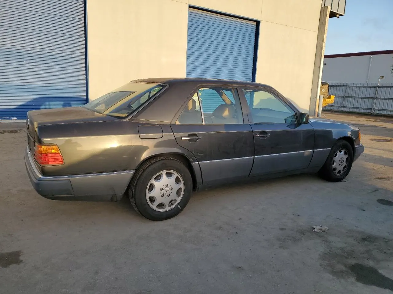 1992 Mercedes-Benz 300 Series 300E