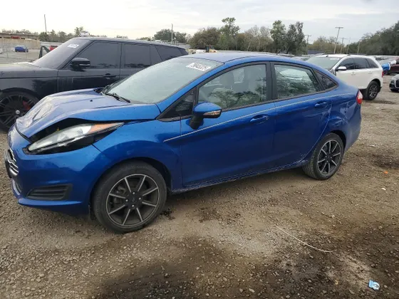 2018 Ford Fiesta SE