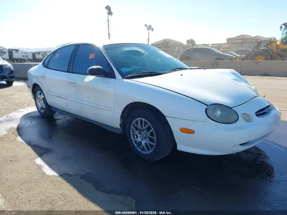 1998 Ford Taurus LX