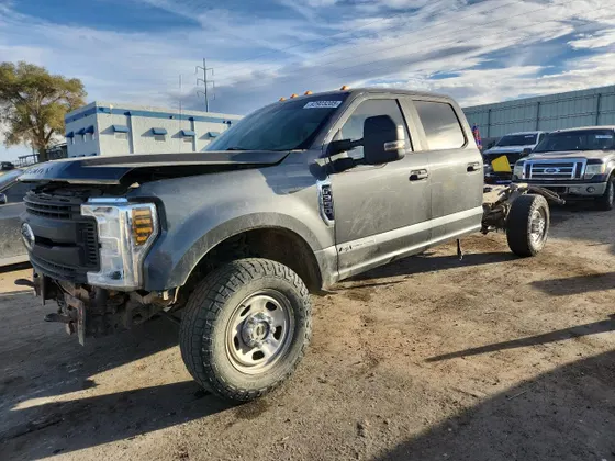 2018 Ford F-350 SUPER DUTY