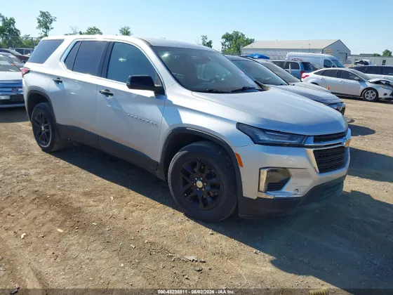 2022 Chevrolet Traverse LS
