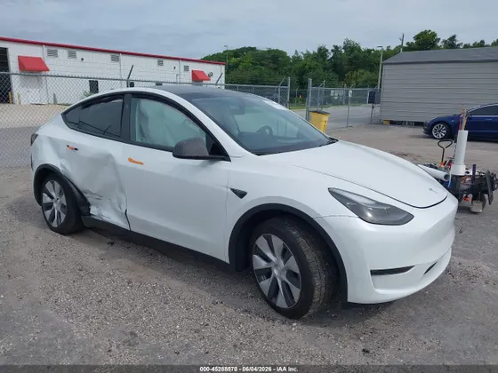 2024 Tesla Model Y LONG RANGE SINGLE MOTOR REAR-WHEEL DRIVE/RWD