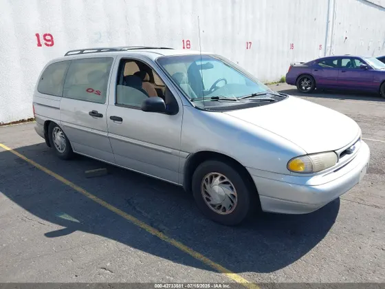 1996 Ford Windstar GL