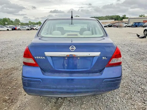 2008 Nissan Versa 1.8 S