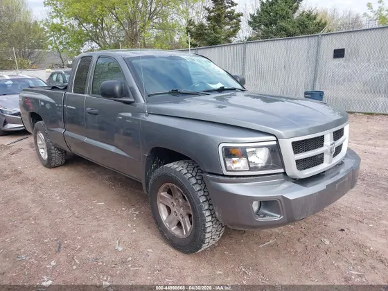 2011 Ram Dakota Bighorn/Lonestar