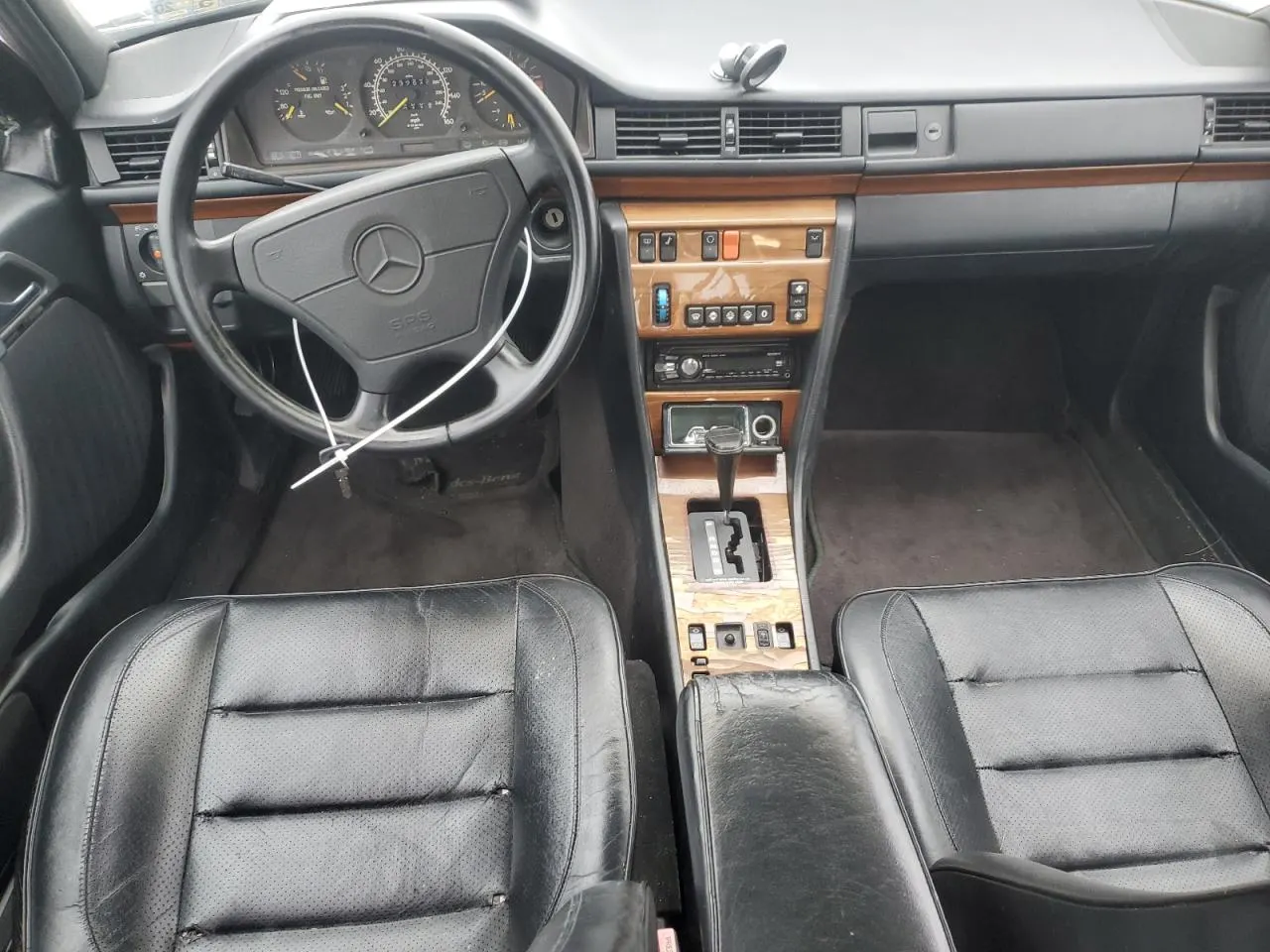 1992 Mercedes-Benz 300 Series 300E