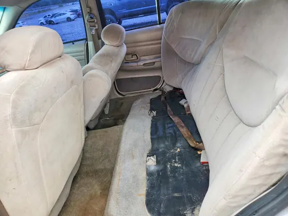 2001 Ford Crown Victoria