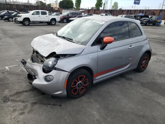 2018 FIAT 500e ELECTRIC
