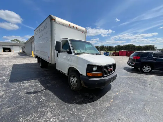 2005 GMC SAVANA CUTAWAY G3500