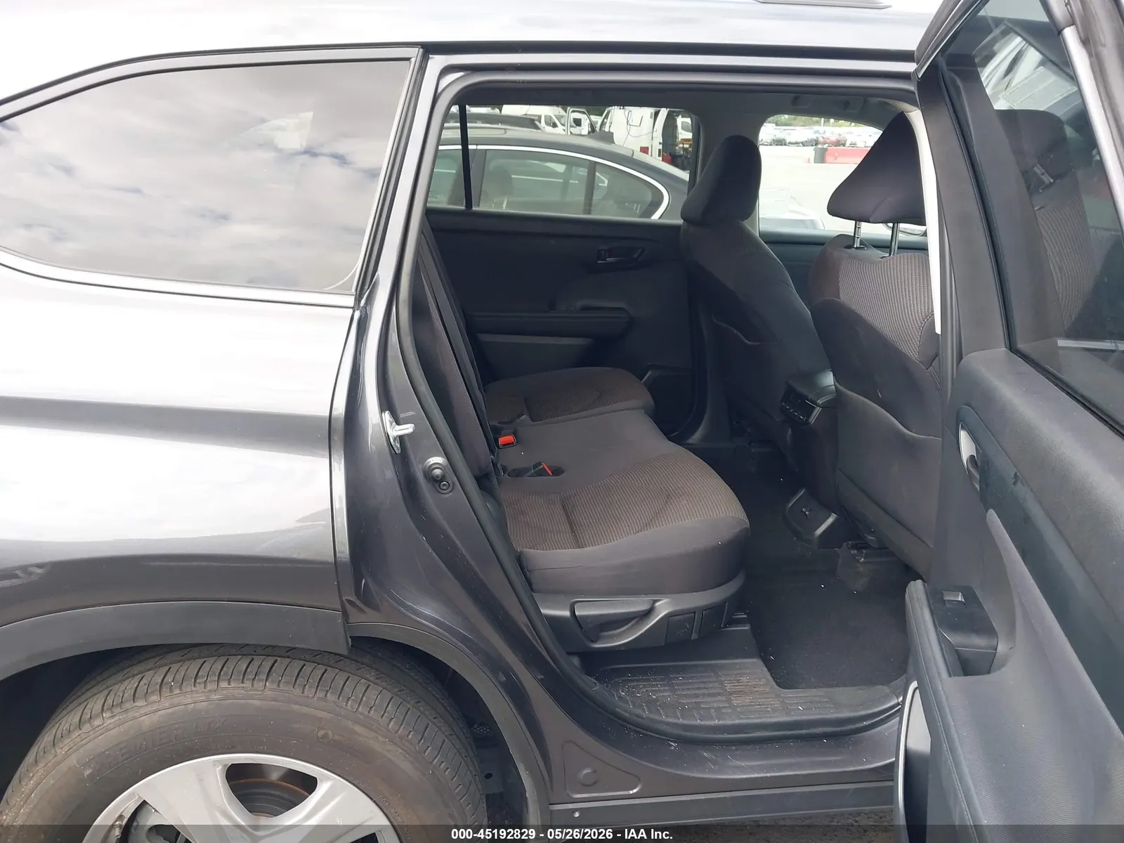 2024 Toyota Highlander XLE
