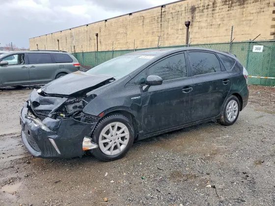 2012 Toyota Prius v Three