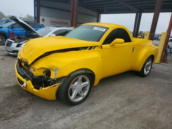 2004 Chevrolet SSR LS