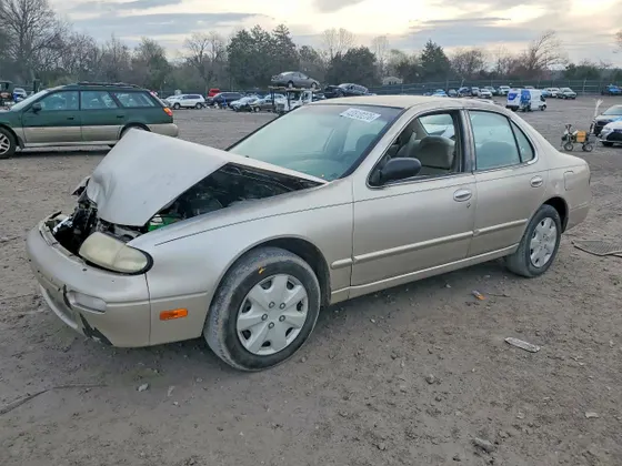 1995 Nissan Altima GLE