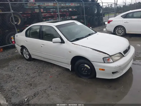 2002 INFINITI G20 Luxury